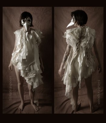 Paper dress, les &eacute;critures perdues