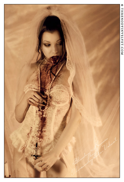 Lady Morgana, mod&egrave;le gothique, fetish